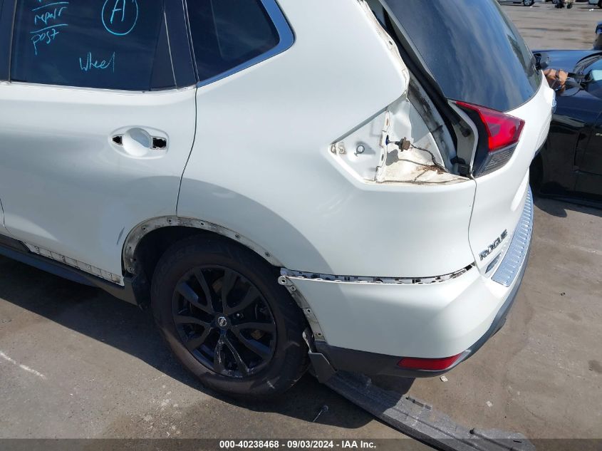 2017 Nissan Rogue Sv VIN: 5N1AT2MT4HC883845 Lot: 40238468