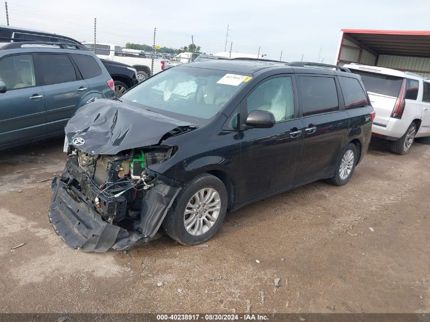 5TDYK3DC0FS611400 2015 TOYOTA SIENNA - Image 2