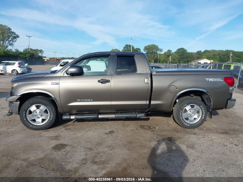 2007 Toyota Tundra Sr5 5.7L V8 VIN: 5TFBV54107X022690 Lot: 40238961