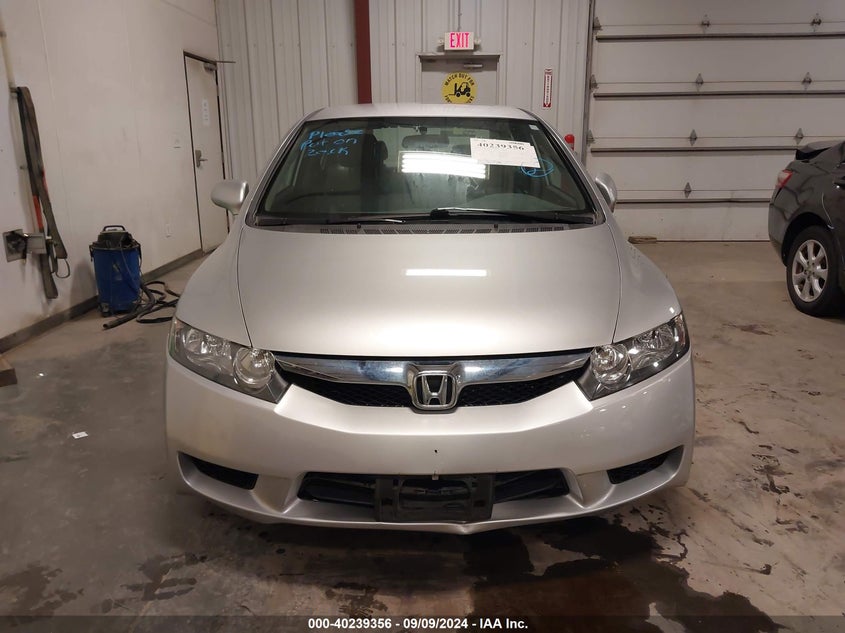2010 Honda Civic Lx VIN: 19XFA1F58AE063307 Lot: 40239356