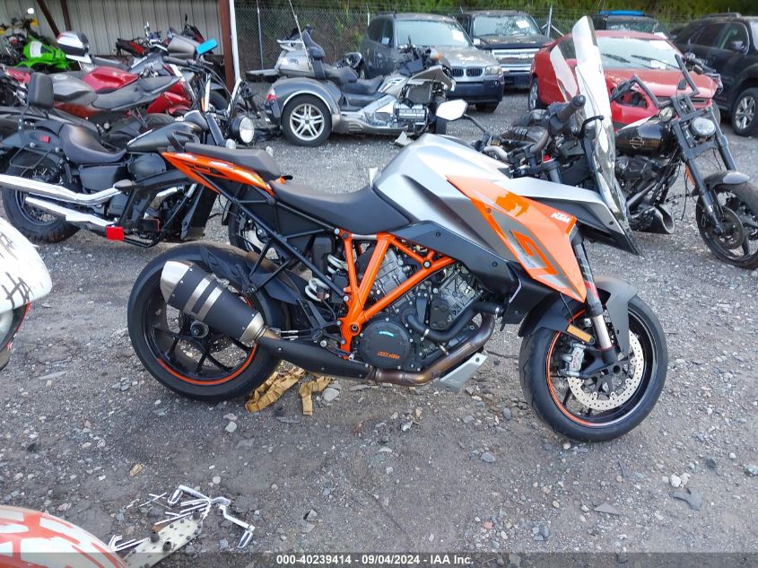 2017 Ktm 1290 Super Duke Gt VIN: VBKV69406HM958341 Lot: 40239414