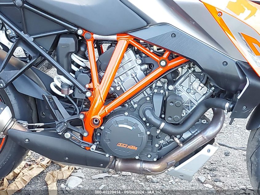 VBKV69406HM958341 2017 Ktm 1290 Super Duke Gt