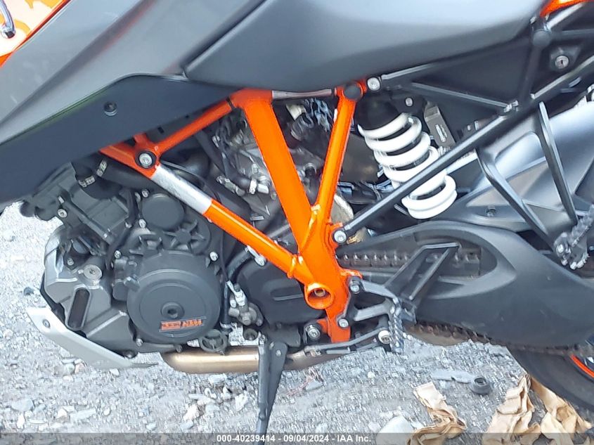 VBKV69406HM958341 2017 Ktm 1290 Super Duke Gt