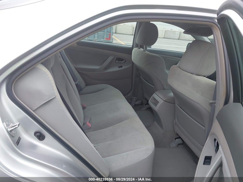 2009 Toyota Camry Le VIN: 4T4BE46K49R105609 Lot: 40239536