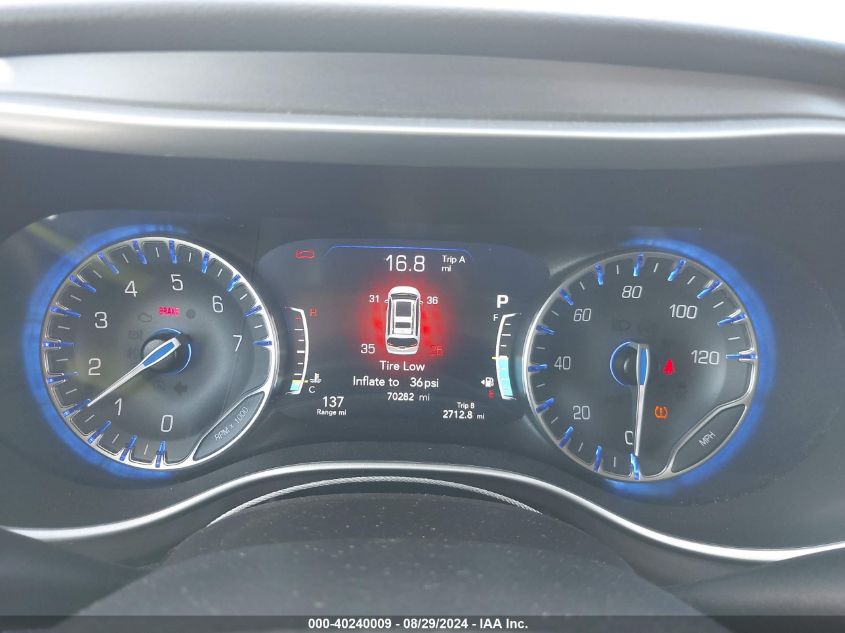 2022 Chrysler Pacifica Touring L VIN: 2C4RC1BG0NR170998 Lot: 40240009