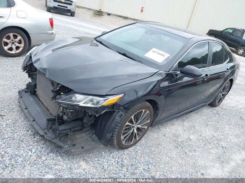 2018 Toyota Camry L/Le/Xle/Se/Xse VIN: 4T1B11HK3JU123895 Lot: 40240081