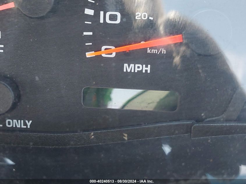 1FTSW31FX2EC95223 2002 Ford F-350 Lariat/Xl/Xlt