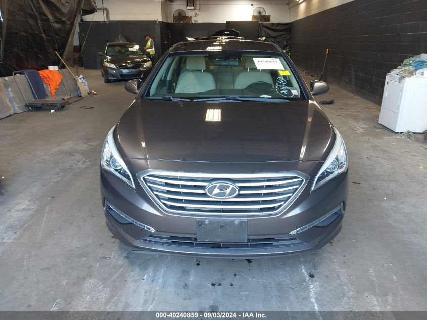 2015 Hyundai Sonata Se VIN: 5NPE24AF2FH142176 Lot: 40240859