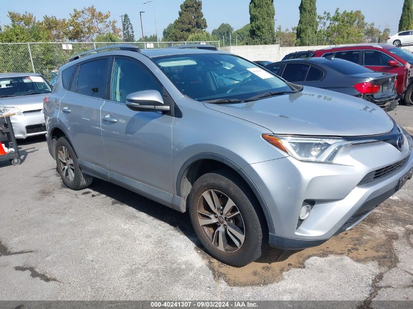 2T3WFREV9HW378844 2017 TOYOTA RAV 4 - Image 1