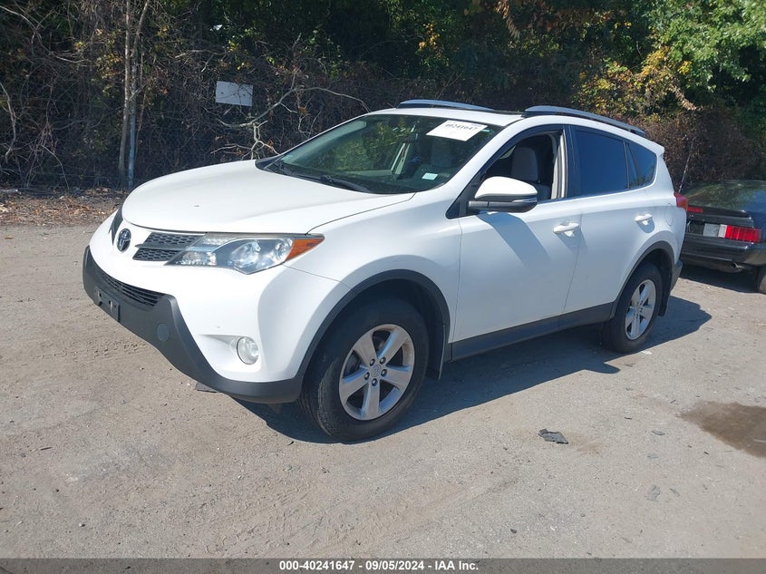 2013 TOYOTA RAV4 XLE - JTMRFREV7D5012539