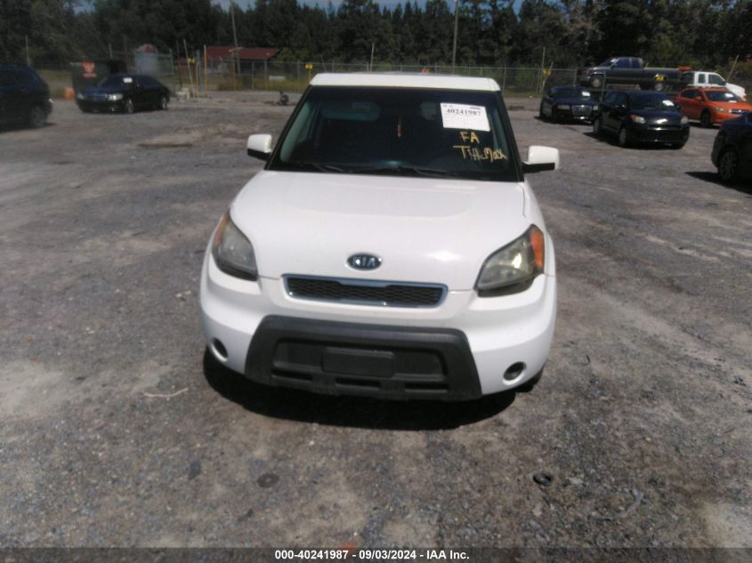 2011 Kia Soul + VIN: KNDJT2A2XB7710721 Lot: 40241987