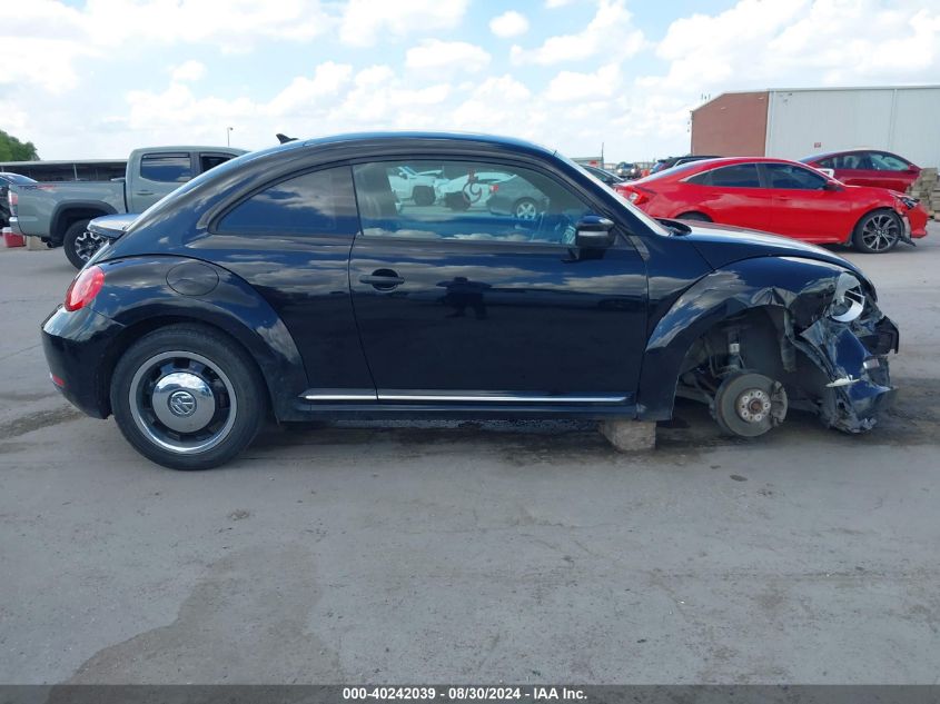 2015 Volkswagen Beetle 1.8T Classic VIN: 3VWF17AT1FM611277 Lot: 40242039