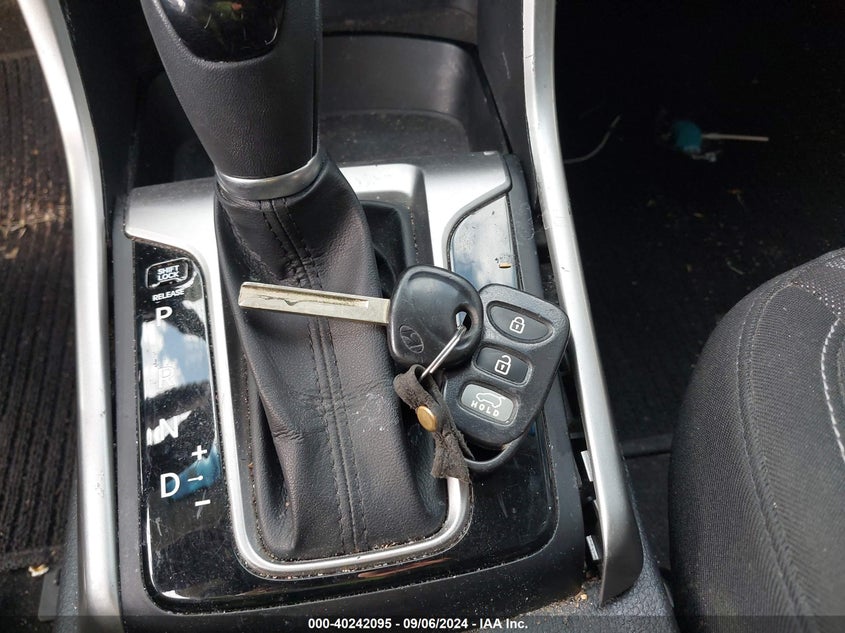 2016 HYUNDAI ELANTRA GT - KMHD35LH8GU327350