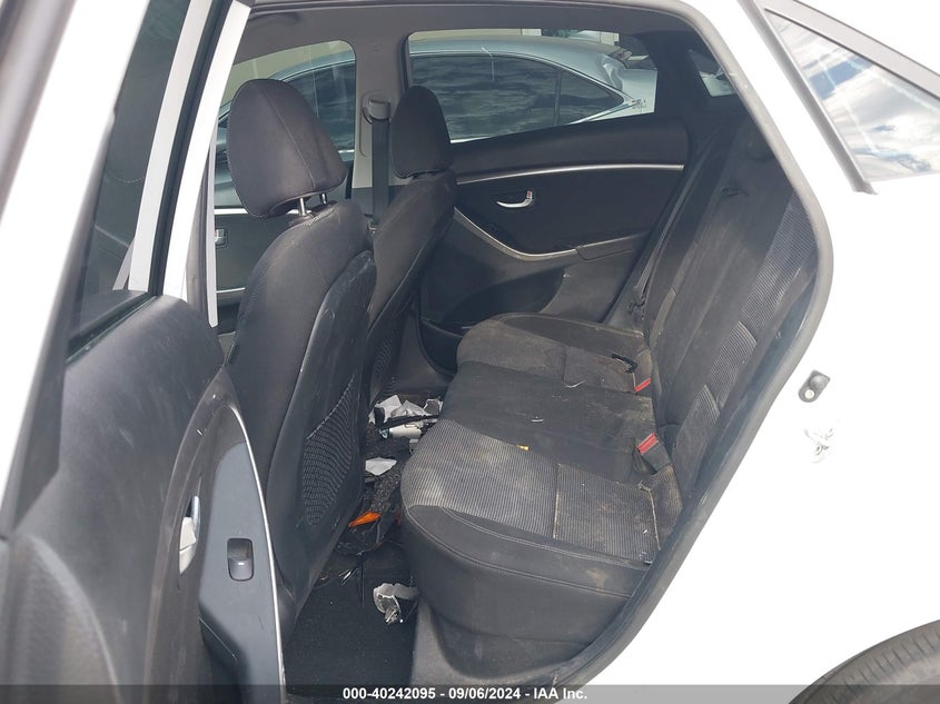 2016 HYUNDAI ELANTRA GT - KMHD35LH8GU327350