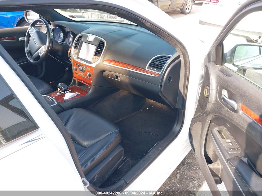 2014 CHRYSLER 300 - 2C3CCAAG5EH119868