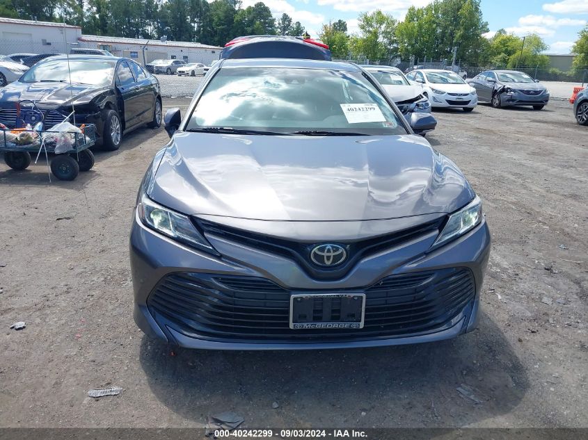 2018 Toyota Camry Le VIN: 4T1B11HK4JU508219 Lot: 40242299