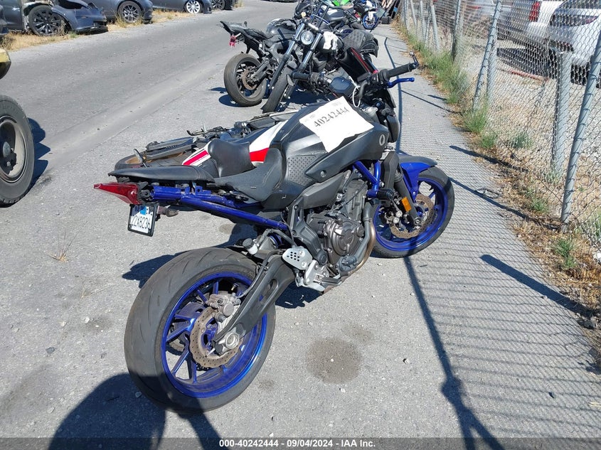 2016 YAMAHA FZ07 C JYARM06Y6GA002618