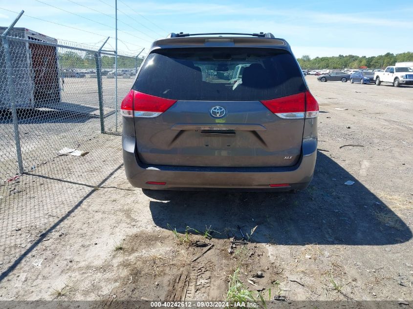 2013 Toyota Sienna Xle V6 8 Passenger VIN: 5TDYK3DC7DS294471 Lot: 40242612