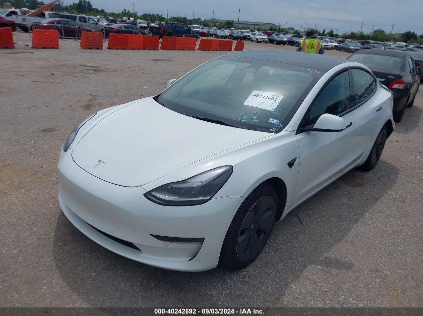 5YJ3E1EBXNF173127 2022 TESLA MODEL 3 - Image 2