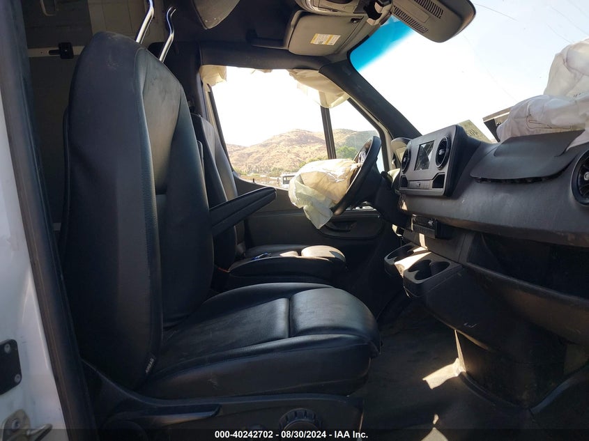 2020 MERCEDES-BENZ SPRINTER 2500 STANDARD ROOF V6 VIN: W1W4EBHY3LP308238
