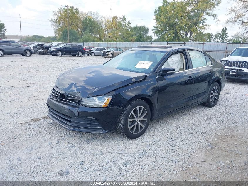 3VWB67AJ0HM205847 2017 VOLKSWAGEN JETTA - Image 2