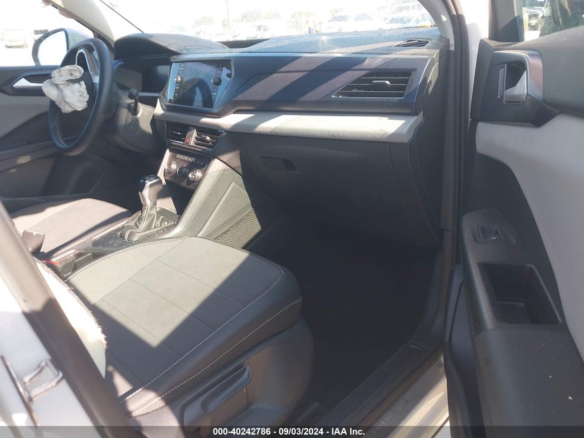 2022 VOLKSWAGEN TAOS 1.5L I-4 DI, DOHC, V(VIN: 3VVRX7B22NM074620