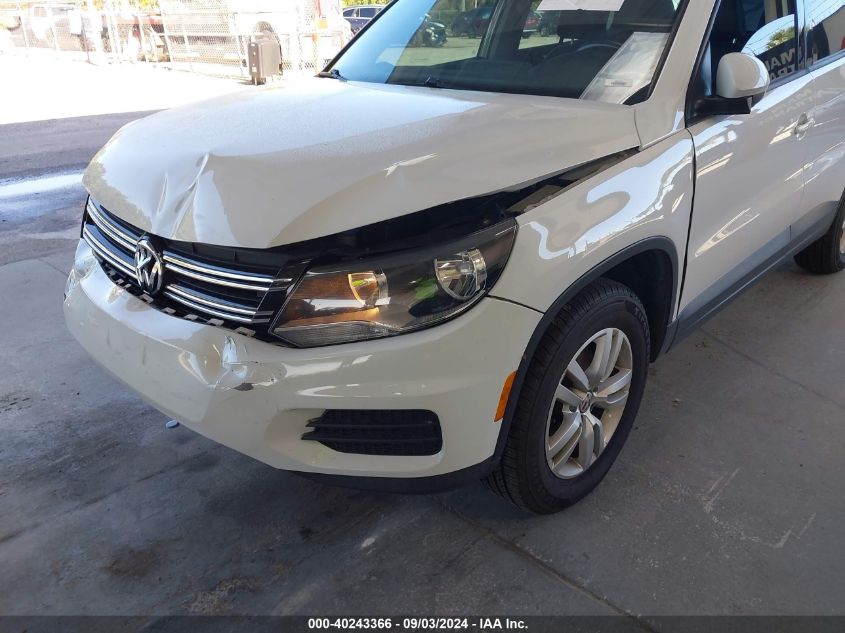 2017 Volkswagen Tiguan 2.0T S VIN: WVGAV7AX1HK001261 Lot: 40243366