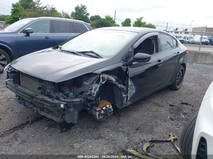 3KPFL4A72JE211889 2018 KIA FORTE - Image 2