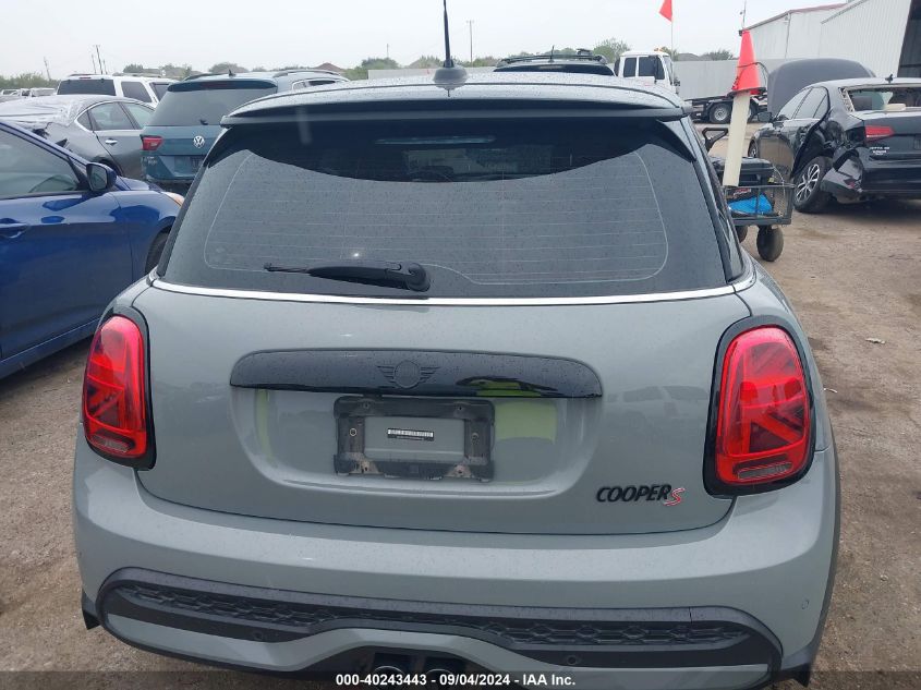 2022 Mini Hardtop Cooper S VIN: WMW53DH0XN2S00482 Lot: 40243443