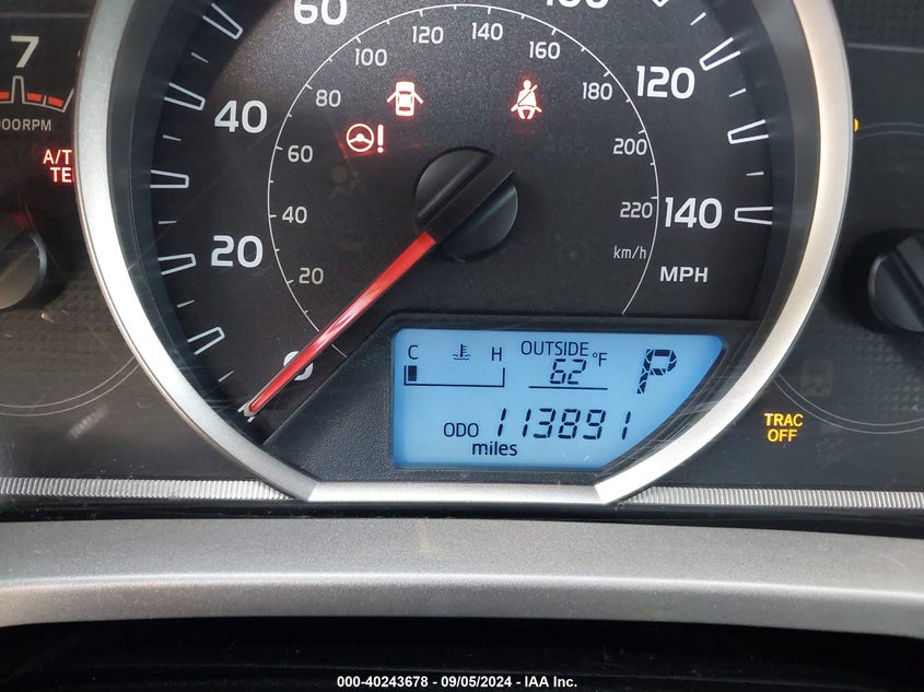 2014 TOYOTA RAV4 LE - JTMBFREV8ED084486