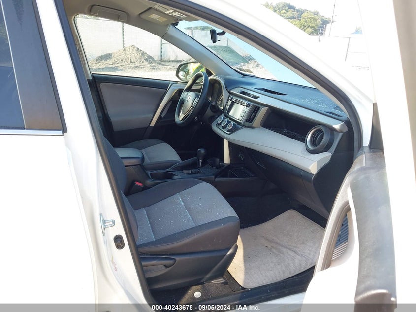 2014 TOYOTA RAV4 LE - JTMBFREV8ED084486