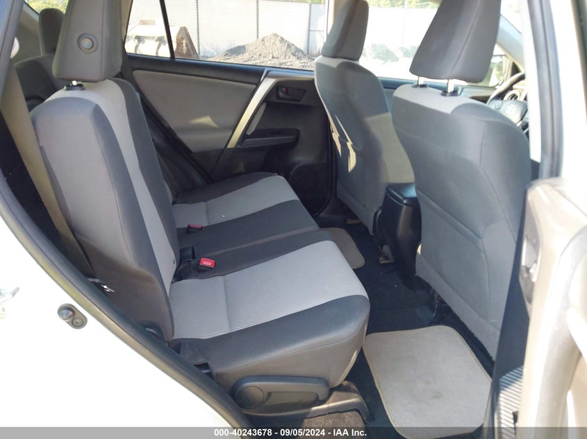 2014 TOYOTA RAV4 LE - JTMBFREV8ED084486