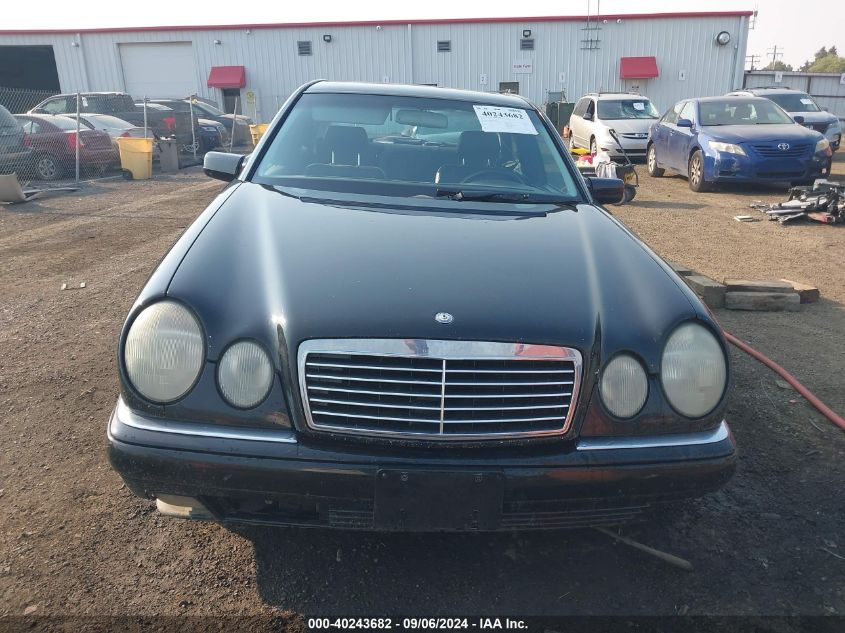 1999 Mercedes-Benz E 320 VIN: WDBJF65H1XA907329 Lot: 40243682