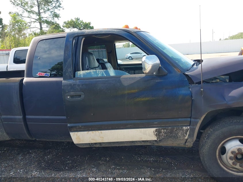 1997 Dodge Ram 3500 St VIN: 3B7MC33D6VM582277 Lot: 40243748