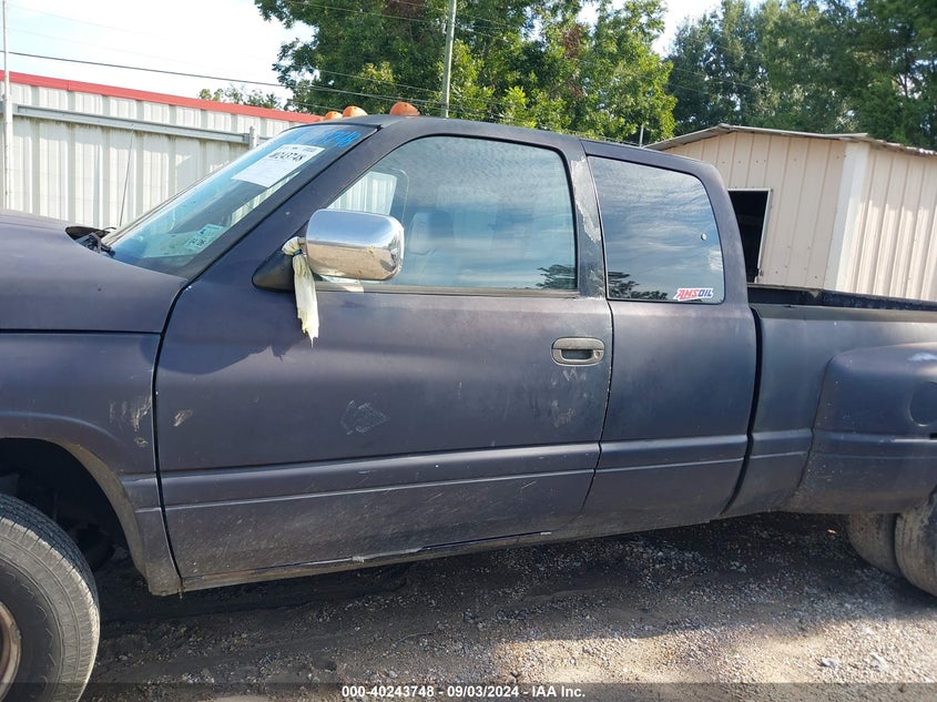 1997 Dodge Ram 3500 St VIN: 3B7MC33D6VM582277 Lot: 40243748