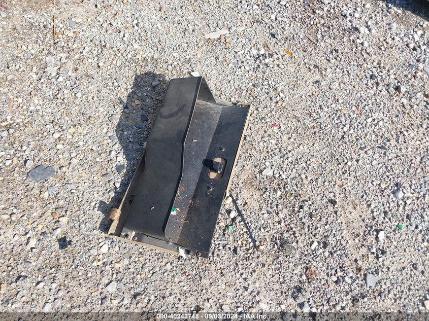 1997 Dodge Ram 3500 St VIN: 3B7MC33D6VM582277 Lot: 40243748