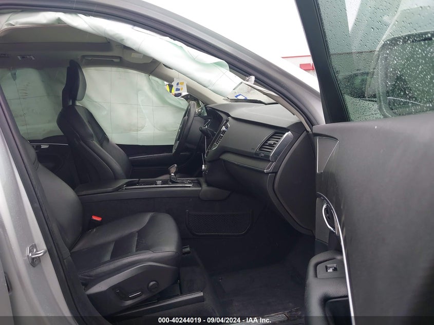 VIN YV4102CK6L1564423 2020 VOLVO XC90 T5 MOMENTUM