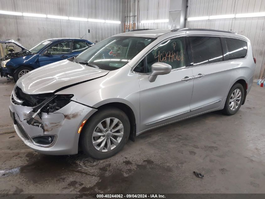 2C4RC1BG8JR290607 2018 CHRYSLER PACIFICA - Image 2