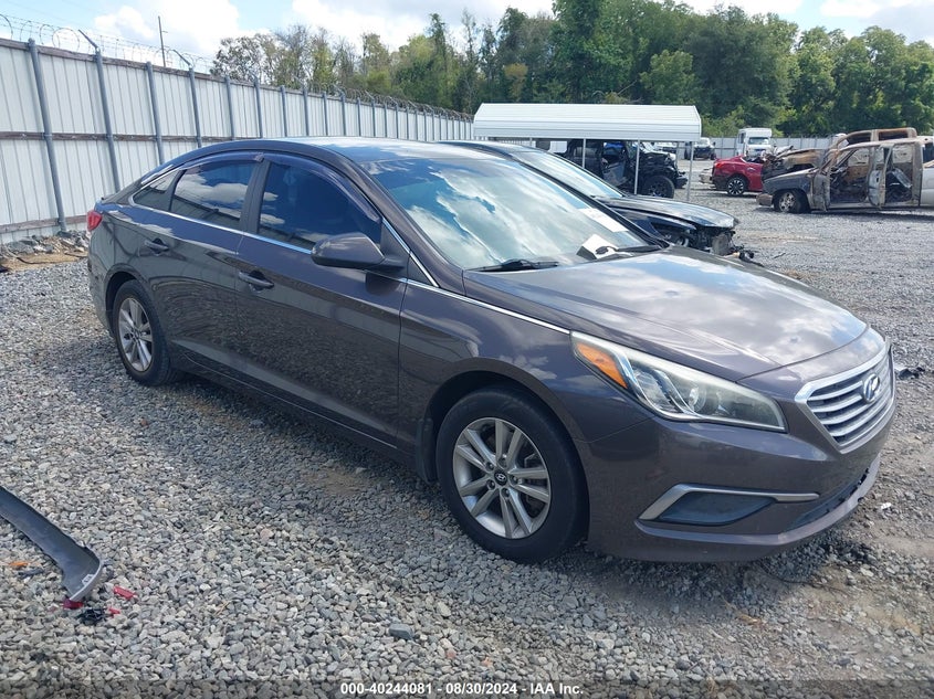 HYUNDAI SONATA SE 2017