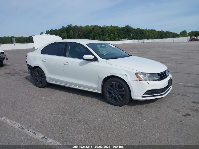 3VW2B7AJ4HM207032 2017 VOLKSWAGEN JETTA - Image 1