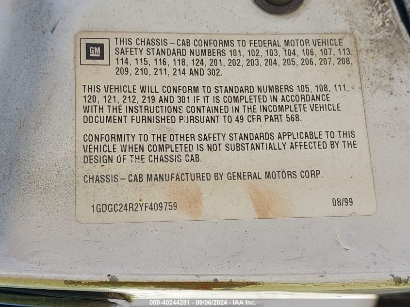 1GDGC24R2YF409759 2000 GMC Sierra 2500 Classic Sl