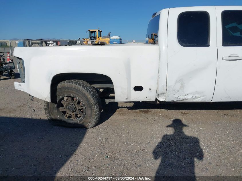 2008 Chevrolet Silverado 1500 Lt1 VIN: 1GCEC19JX8Z327818 Lot: 40244717