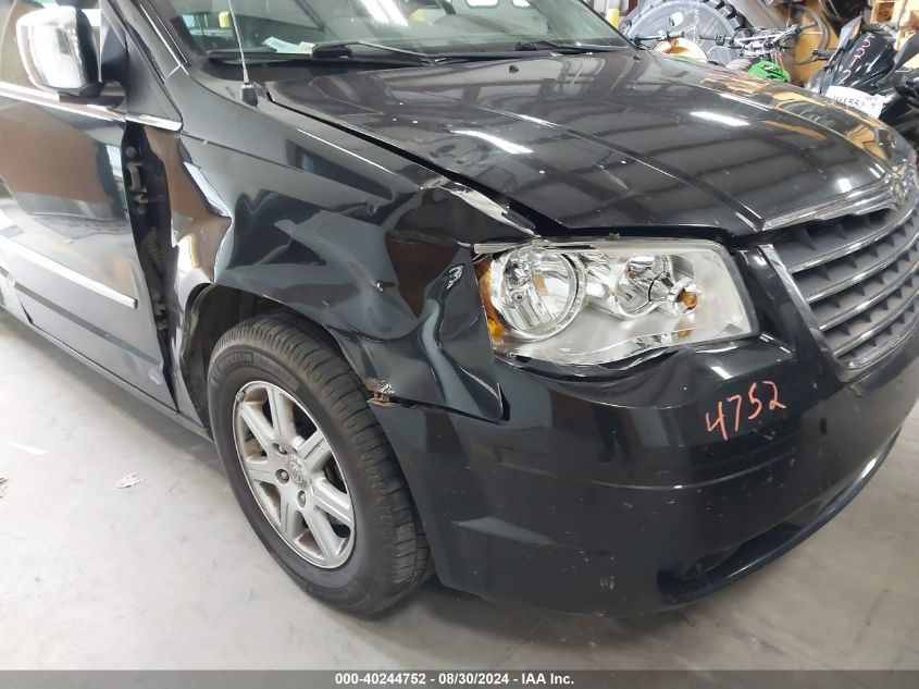 2010 Chrysler Town & Country Touring VIN: 2A4RR5DX0AR152069 Lot: 40244752
