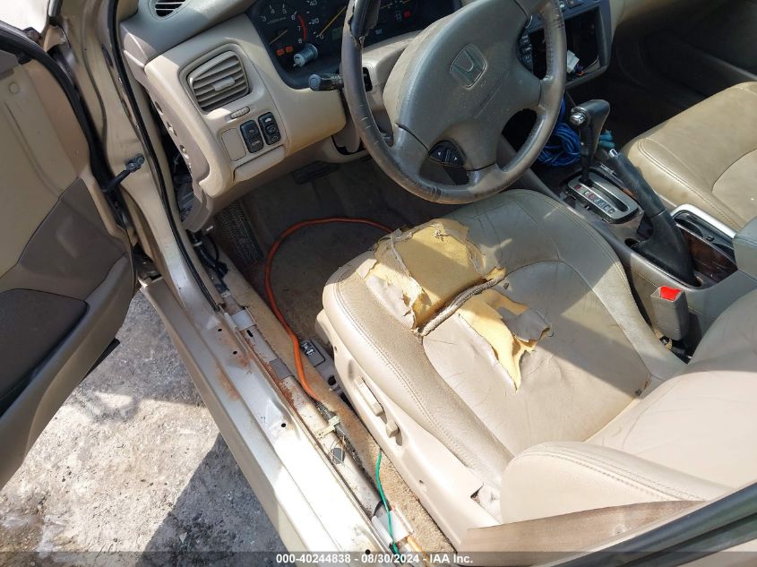 2001 Honda Accord 3.0 Ex VIN: 1HGCG16511A081654 Lot: 40244838