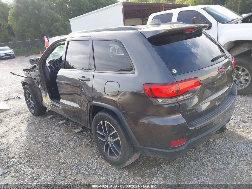 VIN 1C4RJFLG8HC727932 2017 JEEP GRAND CHEROKEE TRAILHAWK 4X4