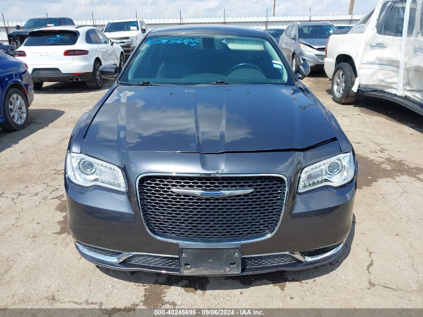 2017 Chrysler 300 Limited VIN: 2C3CCAAGXHH662086 Lot: 40245695