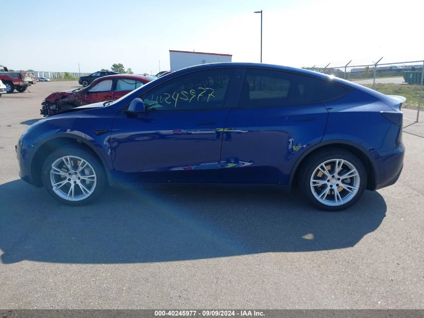 2020 Tesla Model Y Long Range Dual Motor All-Wheel Drive VIN: 5YJYGDEE5LF035228 Lot: 40245977