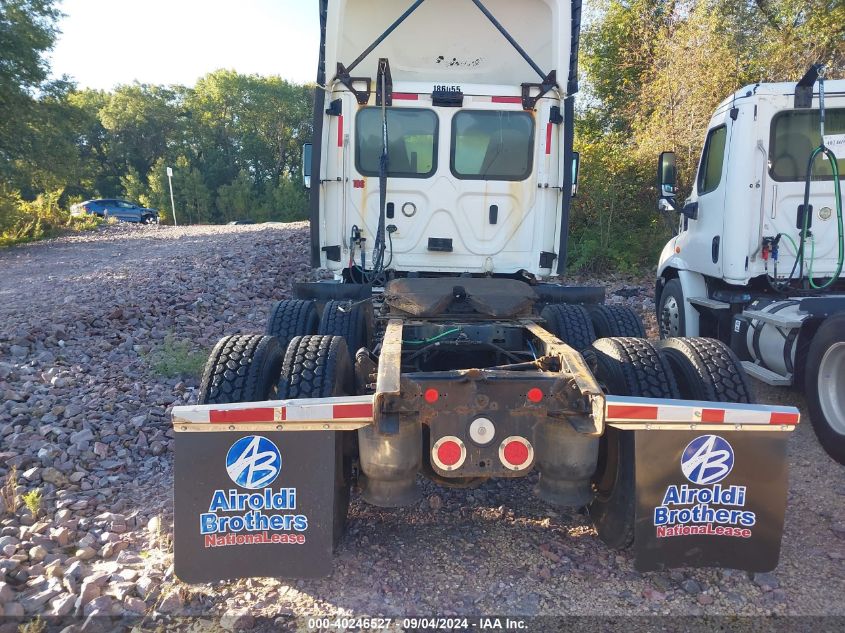 2018 Freightliner Cascadia 125 VIN: 3AKJGEDV9JSJL7244 Lot: 40246527