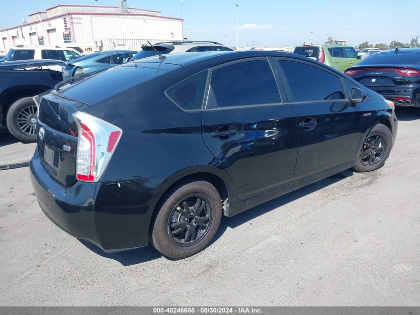2013 TOYOTA PRIUS VIN: JTDKN3DUXD5704417
