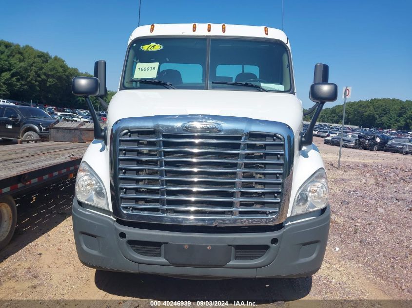 2016 Freightliner Cascadia 113 VIN: 3AKJGBDV5GSGX7541 Lot: 40246939